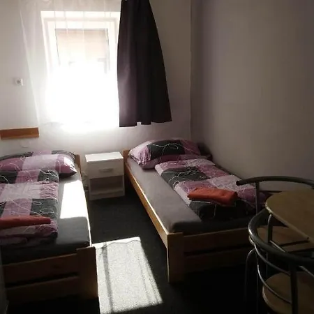 Gasthof Ubytovani Ledhuje Police nad Metují